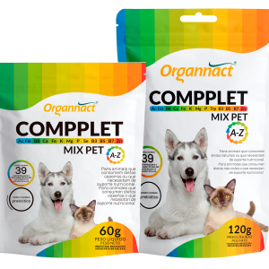 Dos sobres de colores de COMPPLET MIX PET A-Z Suplemento Completo Perros y Gatos